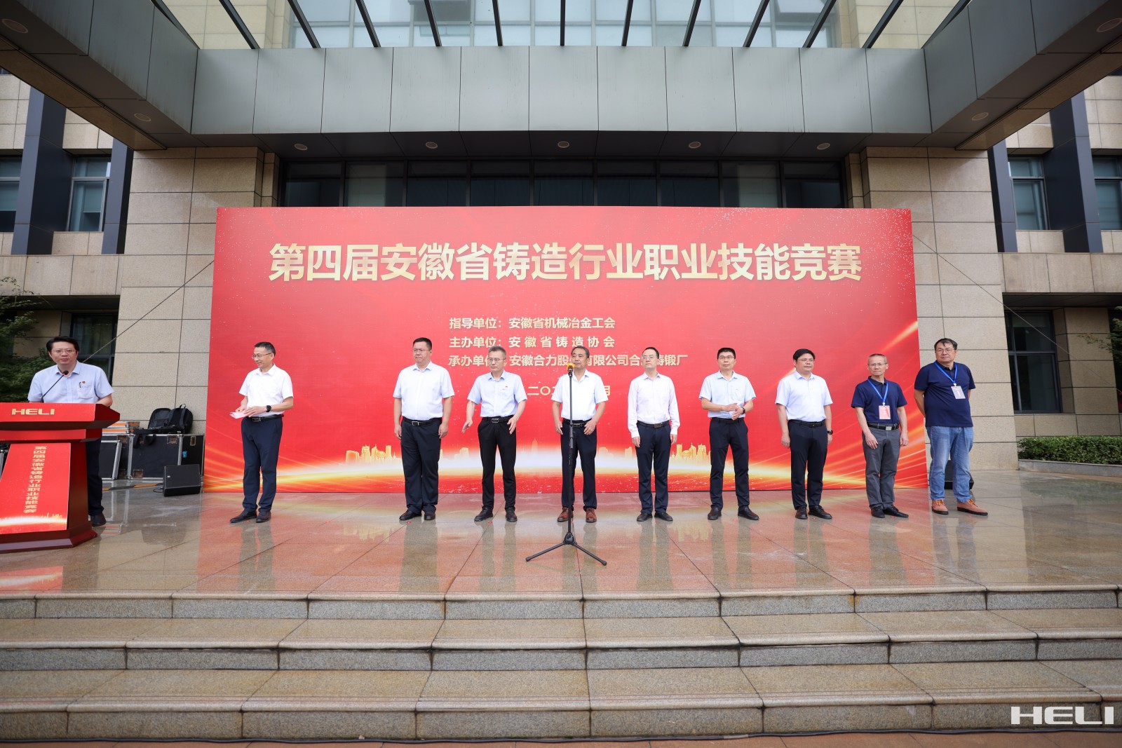 01.jpg